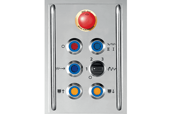 Comandi sul tritacarne automatico seydelmann