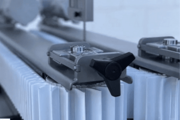 Regolazione nastri della sega splitter di Mainali